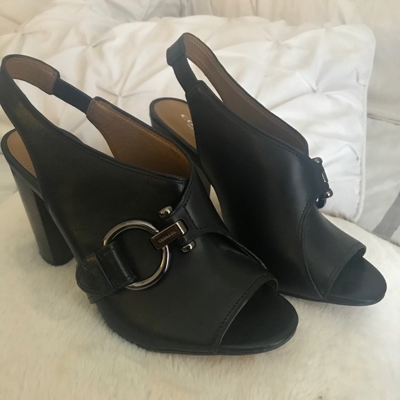Coach heels - Picture 2 of 3